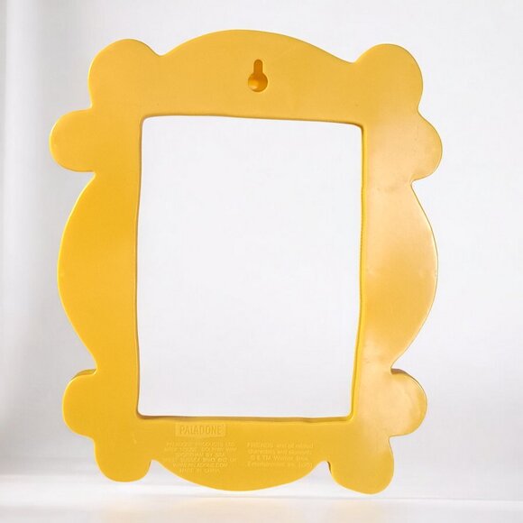 Friends  Peephole Frame Picture Photo Yellow Hanging Frame - Picture 7 of 16